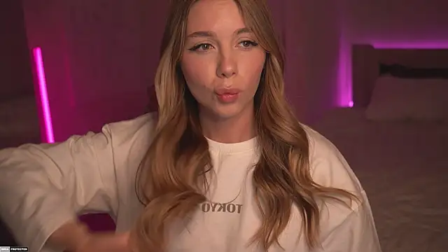 Snapshot of Tokyo_N chatting on February 21, 2025, 9:00 pm Tokyo N online show from February 21, 2025, 9:00 pm