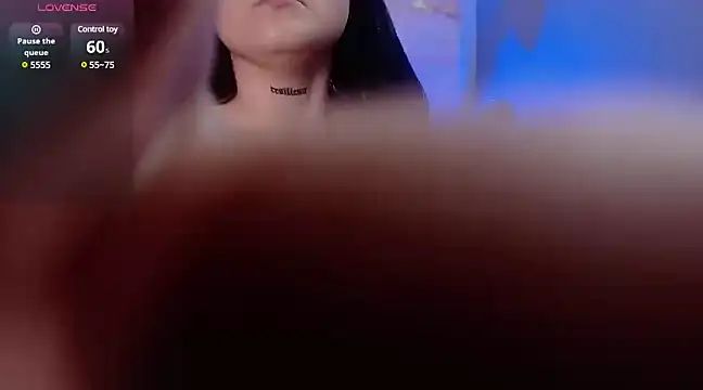 Snapshot of LinaHot69_ chatting on January 10, 2025, 1:32 am LinaHot69  online show from January 10, 2025, 1:32 am