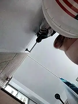 Snapshot of jayjay198080 chatting on March 5, 2025, 10:43 pm jayjay198080 online show from March 5, 2025, 10:43 pm