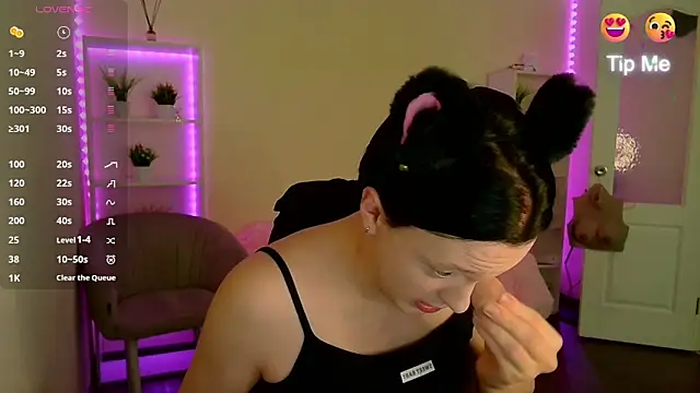 Snapshot of DianaRadrigo chatting on January 21, 2025, 7:26 am DianaRadrigo online show from January 21, 2025, 7:26 am