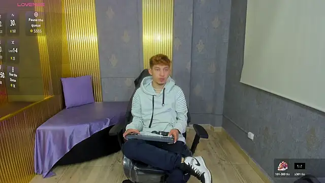 Axel tay online show from October 30, 2025, 3:52 am