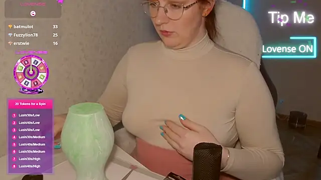 LesyaOxi online show from January 18, 2025, 11:21 am