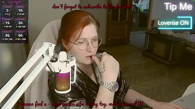 LesyaOxi online show from March 12, 2025, 1:19 pm