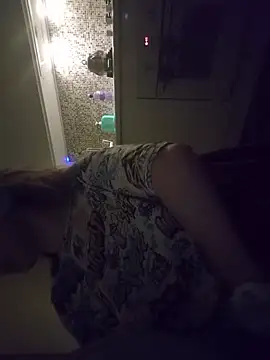 LesyaOxi online show from November 24, 2025, 9:36 pm