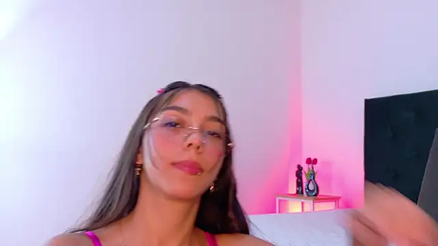 Snapshot of cristal_antoni chatting on July 28, 2026, 10:10 am cristal antoni online show from July 28, 2026, 10:10 am