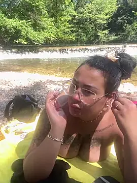 MelissathequeenOff online show from April 26, 2026, 1:20 pm