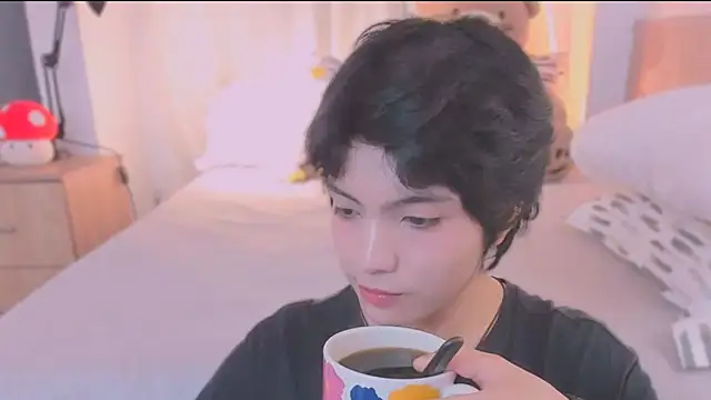 AllanYong18 online show from March 2, 2026, 3:41 am