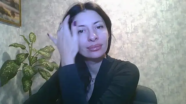 Snapshot of LissaBlossom chatting on February 15, 2026, 5:48 am LissaBlossom online show from February 15, 2026, 5:48 am