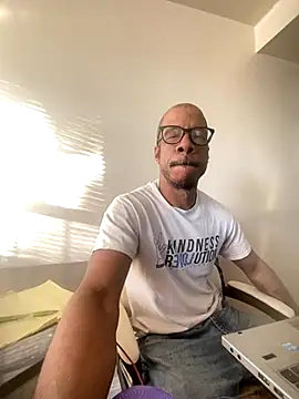 MrDaddyBbSnake online show from September 9, 2025, 10:31 pm