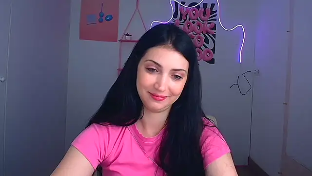 Snapshot of Amalia_amor chatting on June 16, 2026, 5:32 am Amalia amor online show from June 16, 2026, 5:32 am
