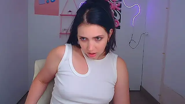 Amalia amor online show from July 28, 2026, 2:13 pm
