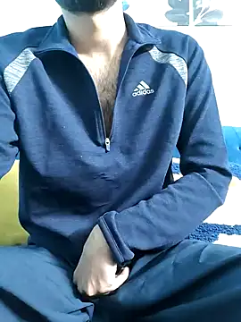 Snapshot of TOPMOON001 chatting on January 8, 2025, 5:48 am TOPMOON001 online show from January 8, 2025, 5:48 am
