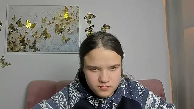 AdeleCruz online show from February 2, 2026, 1:10 pm