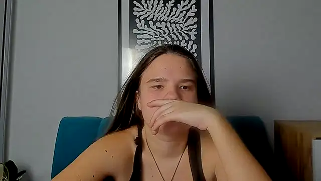 Snapshot of AdeleCruz chatting on March 12, 2026, 1:06 pm AdeleCruz online show from March 12, 2026, 1:06 pm