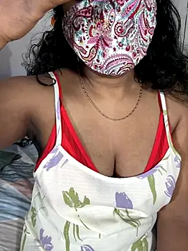 Snapshot of ArathyNambyarMallu chatting on November 8, 2025, 10:26 am ArathyNambyarMallu online show from November 8, 2025, 10:26 am