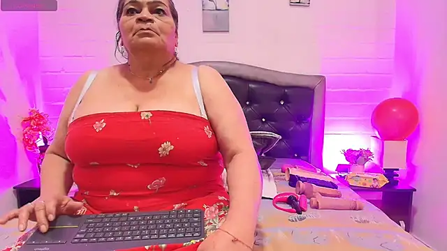 Snapshot of VickyBoobss chatting on July 1, 2026, 7:46 pm VickyBoobss online show from July 1, 2026, 7:46 pm