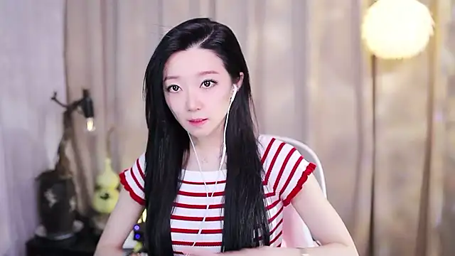 Snapshot of Zoe-99 chatting on January 19, 2026, 1:15 pm Zoe-99 online show from January 19, 2026, 1:15 pm