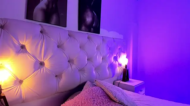 kathy bakerr online show from November 5, 2025, 1:33 pm