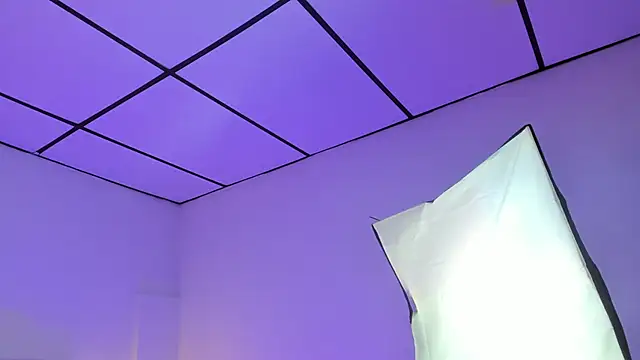 kathy bakerr online show from November 29, 2025, 1:36 pm