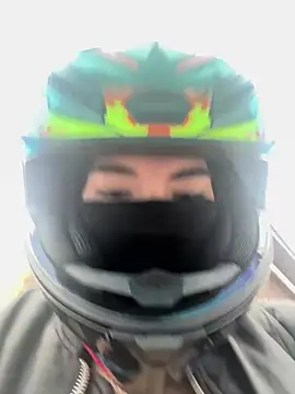 chelsea bolton  online show from April 16, 2026, 12:17 pm