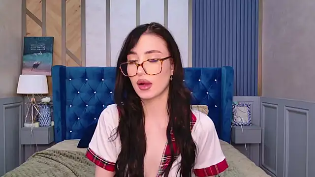 Snapshot of EmmaLawrens chatting on February 16, 2025, 6:54 pm EmmaLawrens online show from February 16, 2025, 6:54 pm