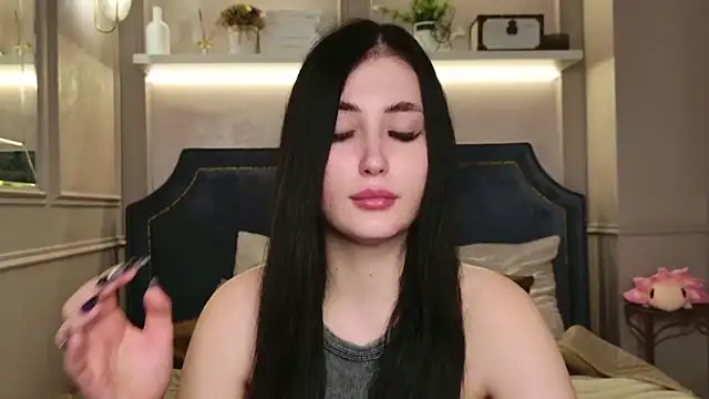 Snapshot of EmmaLawrens chatting on September 18, 2025, 4:09 pm EmmaLawrens online show from September 18, 2025, 4:09 pm