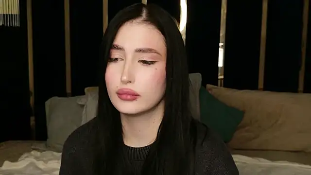 Snapshot of EmmaLawrens chatting on September 28, 2025, 4:29 am EmmaLawrens online show from September 28, 2025, 4:29 am