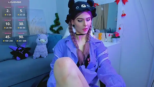 Emily  Mooree online show from January 16, 2025, 4:07 am