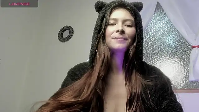 Snapshot of Aleska_Miami chatting on February 10, 2025, 4:58 pm Aleska Miami online show from February 10, 2025, 4:58 pm