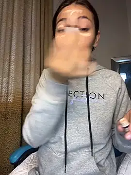 Snapshot of Aleska_Miami chatting on September 30, 2025, 2:11 pm Aleska Miami online show from September 30, 2025, 2:11 pm