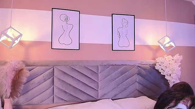 Snapshot of _Cristal_Collins chatting on February 12, 2025, 12:01 pm Cristal Collins online show from February 12, 2025, 12:01 pm