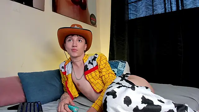 Snapshot of jeremy_salvatore chatting on January 15, 2025, 12:04 pm jeremy salvatore online show from January 15, 2025, 12:04 pm