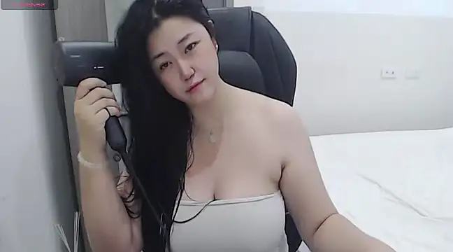 Snapshot of minnie9009 chatting on March 2, 2025, 4:50 am minnie9009 online show from March 2, 2025, 4:50 am