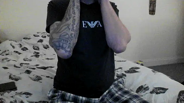 allnaked00 online show from February 15, 2026, 11:45 pm