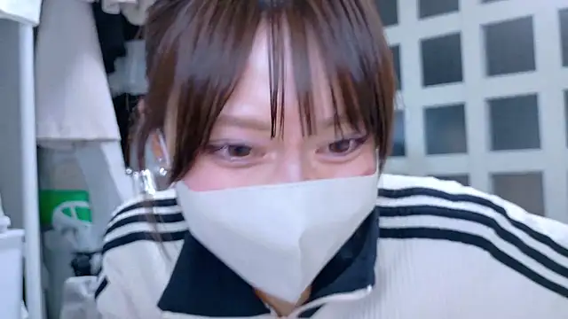 Snapshot of riken_jp chatting on October 11, 2025, 2:59 pm riken jp online show from October 11, 2025, 2:59 pm