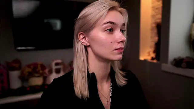 Snapshot of ileanacampbe chatting on January 13, 2025, 7:00 am ileanacampbe online show from January 13, 2025, 7:00 am