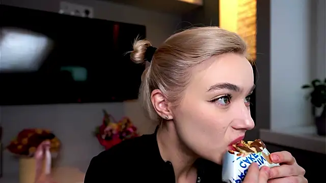 Snapshot of ileanacampbe chatting on January 20, 2025, 5:48 am ileanacampbe online show from January 20, 2025, 5:48 am