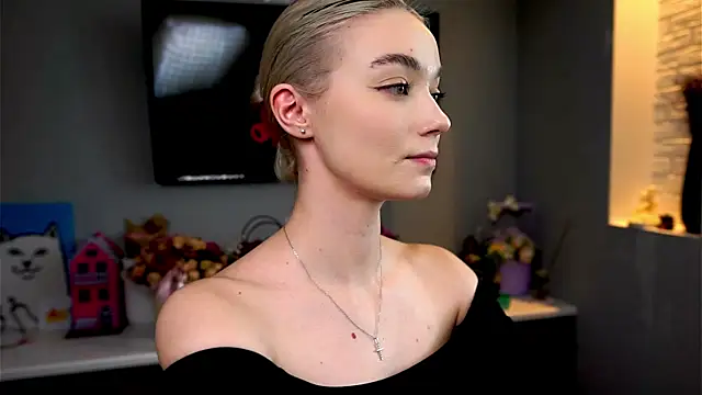 Snapshot of ileanacampbe chatting on February 3, 2025, 8:13 am ileanacampbe online show from February 3, 2025, 8:13 am