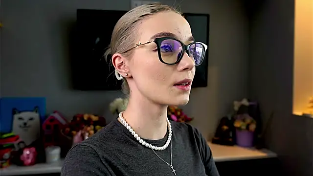 Snapshot of ileanacampbe chatting on March 3, 2025, 6:04 am ileanacampbe online show from March 3, 2025, 6:04 am