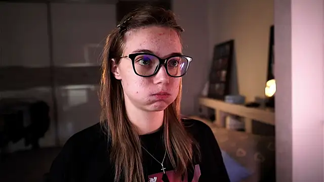 Snapshot of ileanacampbe chatting on September 18, 2025, 4:25 am ileanacampbe online show from September 18, 2025, 4:25 am