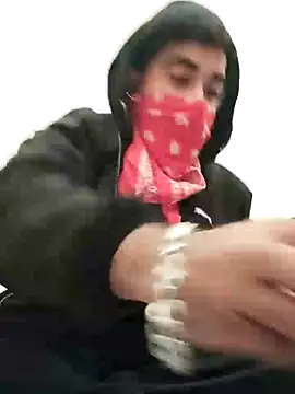 13lusty online show from January 18, 2025, 4:59 am