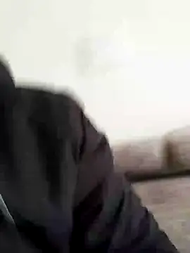 13lusty online show from January 19, 2025, 8:29 am