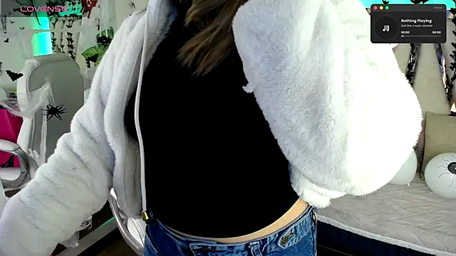 Snapshot of NyxAndria_1 chatting on October 27, 2025, 9:08 pm NyxAndria 1 online show from October 27, 2025, 9:08 pm