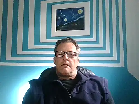 itsmeyes69 online show from April 12, 2026, 1:49 pm