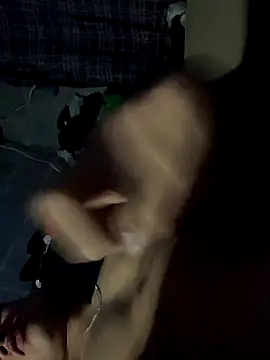 Snapshot of emmarod18 chatting on December 18, 2025, 6:52 am emmarod18 online show from December 18, 2025, 6:52 am