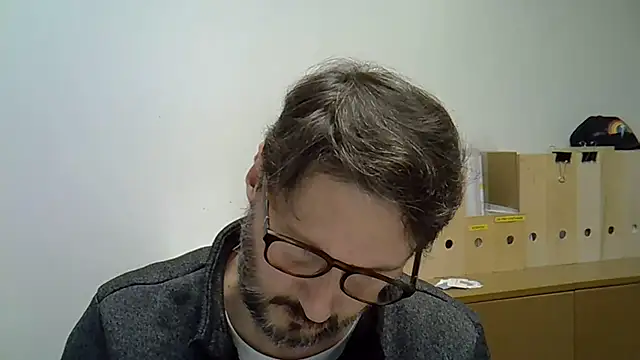 Snapshot of Cellino4 chatting on January 20, 2025, 5:06 pm Cellino4 online show from January 20, 2025, 5:06 pm