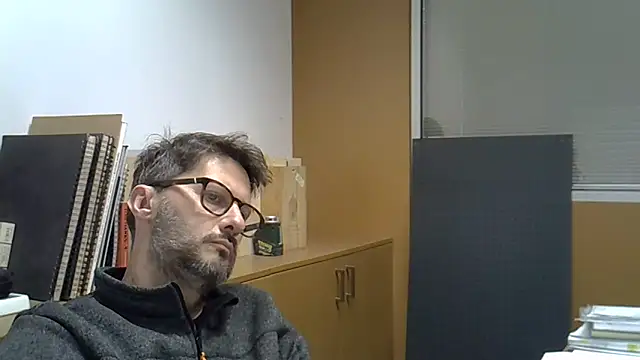 Snapshot of Cellino4 chatting on March 14, 2025, 5:35 pm Cellino4 online show from March 14, 2025, 5:35 pm