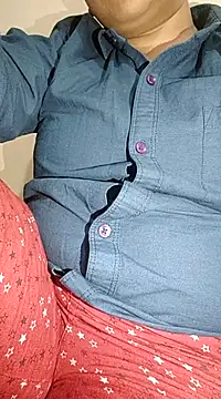 Snapshot of opkiller901 chatting on January 8, 2025, 3:39 pm opkiller901 online show from January 8, 2025, 3:39 pm