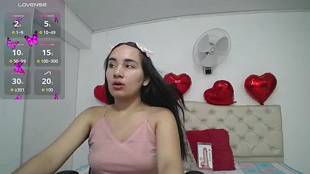 Snapshot of Maylin_horny19 chatting on October 9, 2025, 7:23 pm Maylin horny19 online show from October 9, 2025, 7:23 pm