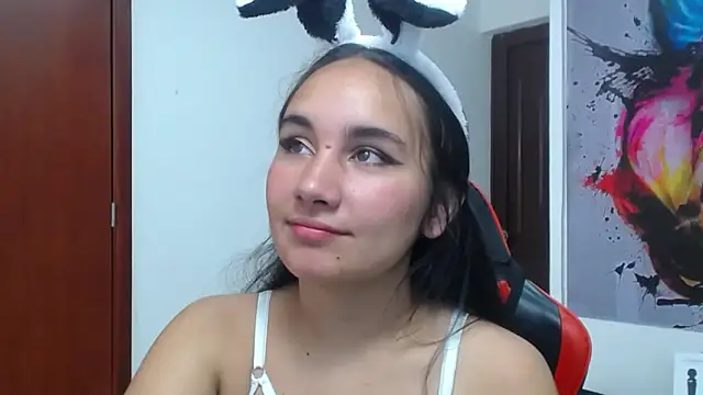 Maylin horny19 online show from February 8, 2026, 7:17 pm